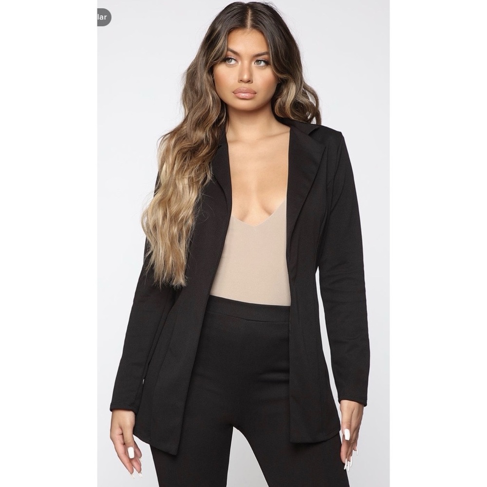 Black Long Blazer - 2XL - NEW W/O TAG (never worn)
